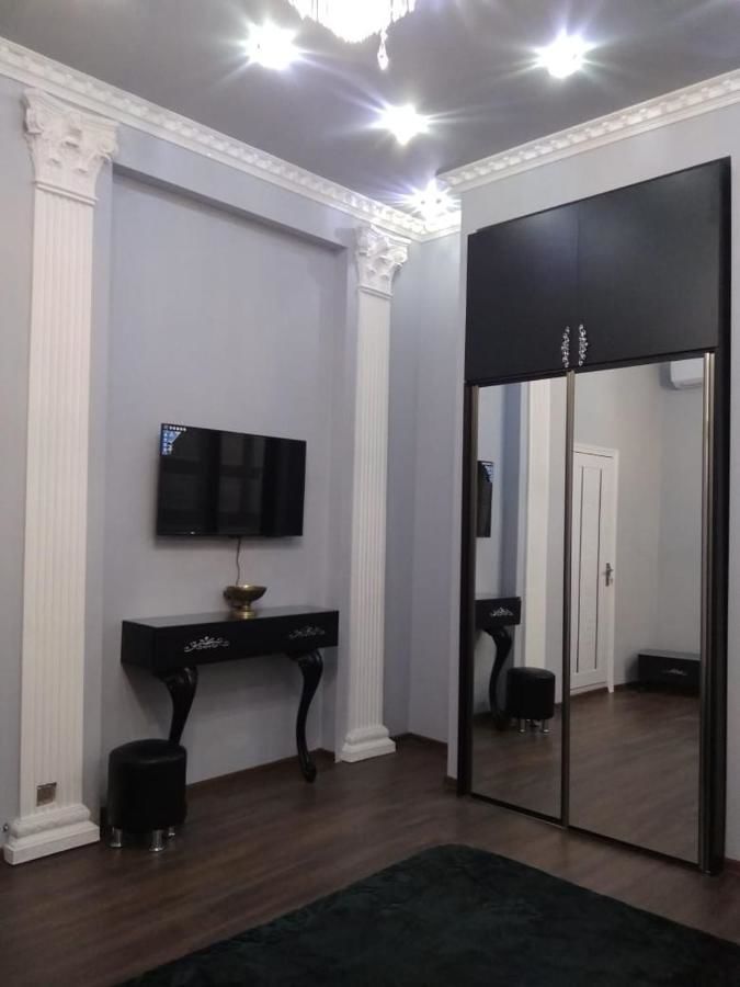 Апартаменты OIL ACADEMY. New House. metro 28 may. 3 Bedrooms Баку-18